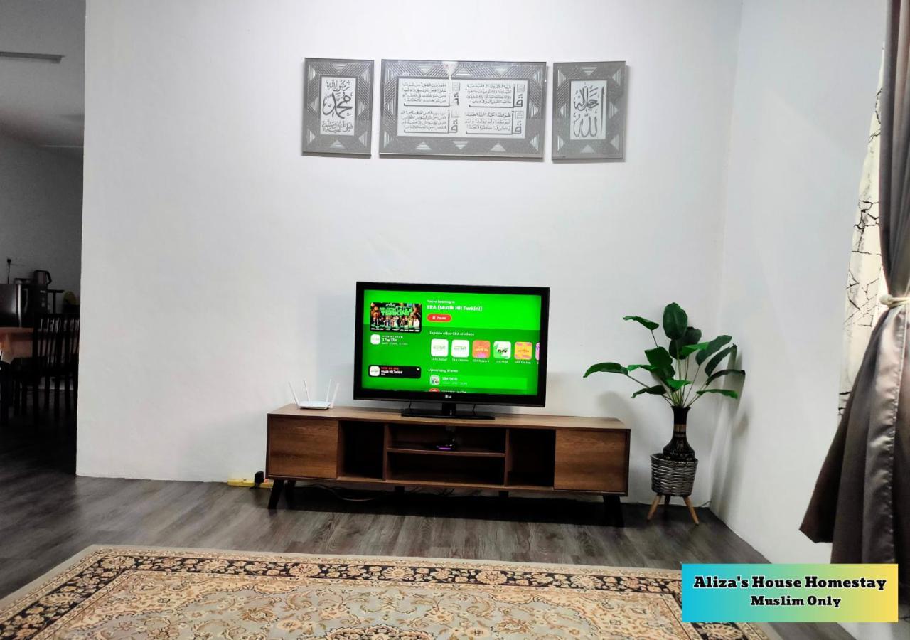Aliza'S House Homestay Pd Mini Bungalow Port Dickson Exterior photo